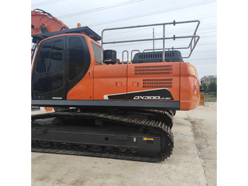 Excavadora de cadenas DOOSAN DX300LC-9C: foto 3