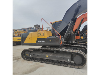 Excavadora de cadenas VOLVO EC210