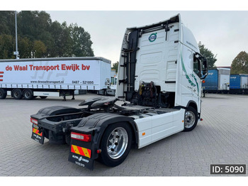 Cabeza tractora Volvo FH 460 Globetrotter XL, Euro 6, Mega / Like new! / Special interior / Standklima / 2 Tanks: foto 3