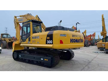 Excavadora de cadenas KOMATSU PC300-8 Excavator | Ultra Low Hours 4,200 | One Owner | Full Service History: foto 5