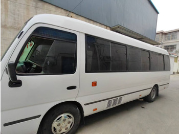 Autocar TOYOTA Hiace Bus 13 Seats: foto 4 Autocar TOYOTA Hiace Bus 13 Seats: foto 4
