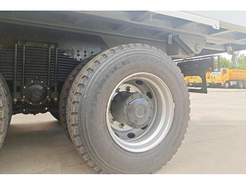 Camión volquete para transporte de materiales áridos nuevo SHACMAN Shacman Trucks for Sale in Ghana: foto 5