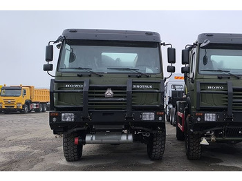 Arrendamiento de SINOTRUK Howo 4X2 Small Fuel Tanker Truck for Sale in Zambia SINOTRUK Howo 4X2 Small Fuel Tanker Truck for Sale in Zambia: foto 3