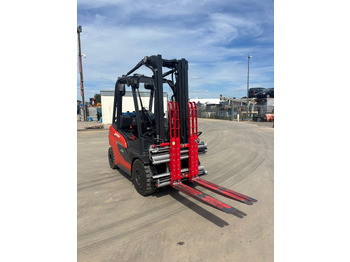 Carretilla elevadora de gas LINDE H30T-01: foto 4