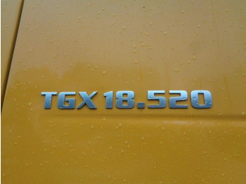 Cabeza tractora MAN XXL 520, Retarder, deutsches Fahrzeug: foto 3