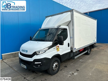 Camión caja cerrada IVECO Daily