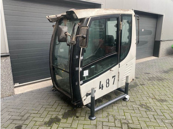 Cabina e interior LIEBHERR