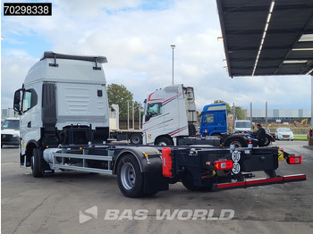 Camión portacontenedore/ Intercambiable nuevo Iveco S-Way 460 4X2 NEW !! BDF Automatic Full air ACC Led Euro 6: foto 2