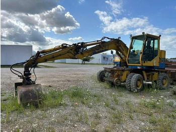 Excavadora de ruedas CASE 788