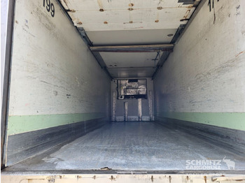 Arrendamiento de SCHMITZ Insulated/refrigerated box Taillift SCHMITZ Insulated/refrigerated box Taillift: foto 3