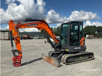 Miniexcavadora DEVELON