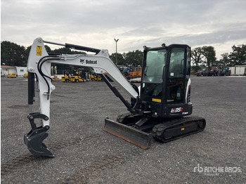 Miniexcavadora BOBCAT E35