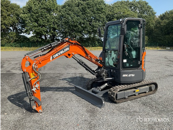 Miniexcavadora DEVELON