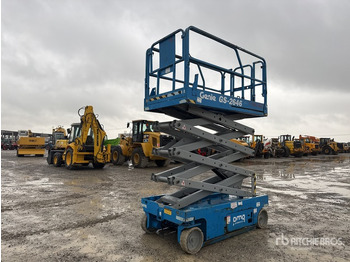 Plataforma de tijeras 2006 Genie GS2646 Electric Scissor Lift: foto 2 Plataforma de tijeras 2006 Genie GS2646 Electric Scissor Lift: foto 2