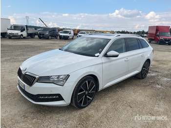 Coche 2020 Skoda Superb Wagon 2.0 TDI EVO 150CV EXECUTIVE Automobile: foto 2