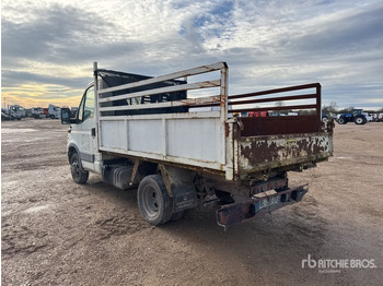 Camión volquete 2002 Iveco Daily 35C11 4x2 Camion Benne (Inoperable) Dump Truck: Light Duty: foto 3 Camión volquete 2002 Iveco Daily 35C11 4x2 Camion Benne (Inoperable) Dump Truck: Light Duty: foto 3