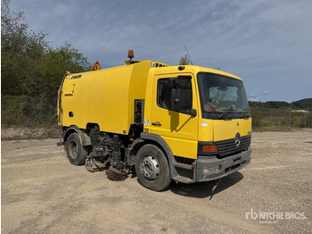 Barredora vial 2002 Mercedes-Benz Atego 2001 Faun VIAJET 6 R/L on Balayeuse Sweeper Truck: foto 2