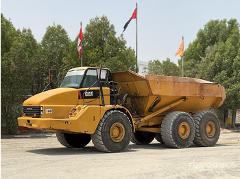 Dúmper articulado CATERPILLAR 740