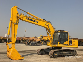 Excavadora de cadenas KOMATSU PC220-8