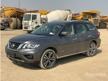 SUV/ Todoterreno NISSAN