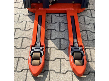 Apilador Linde L16i (372): foto 5 Apilador Linde L16i (372): foto 5