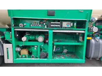 Camión cisterna MERCEDES AXOR: foto 4 Camión cisterna MERCEDES AXOR: foto 4