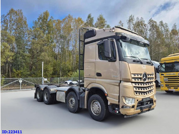 Camión chasis MERCEDES-BENZ Arocs