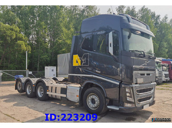 Camión chasis VOLVO FH16 750