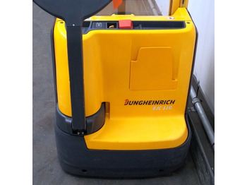 Apilador Jungheinrich EJC110: foto 3 Apilador Jungheinrich EJC110: foto 3