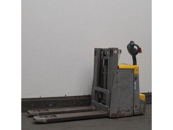 Apilador JUNGHEINRICH EJD