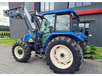 Tractor New Holland T5040: foto 3 Tractor New Holland T5040: foto 3
