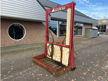 Maquinaria ganadera TRIOLIET