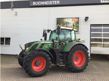 Tractor FENDT 718 Vario