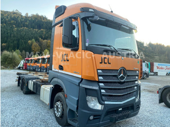 Camión portacontenedore/ Intercambiable MERCEDES-BENZ