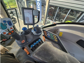 Tractor FENDT 828: foto 4