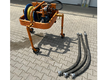 Bomba de agua UNIMOG