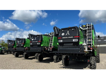 Cosechadora de granos Deutz-fahr C7206 With 24feed - 7.2m header. New and unused Co: foto 2