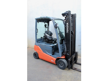 Carretilla elevadora eléctrica TOYOTA