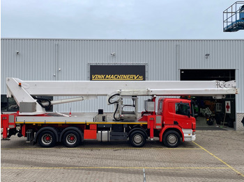 Camión con plataforma elevadora PALFINGER