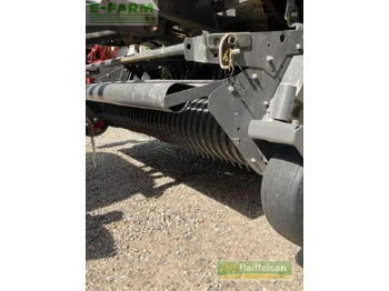 Empacadora de pacas cuadradas CLAAS rollant 520 rc: foto 3 Empacadora de pacas cuadradas CLAAS rollant 520 rc: foto 3