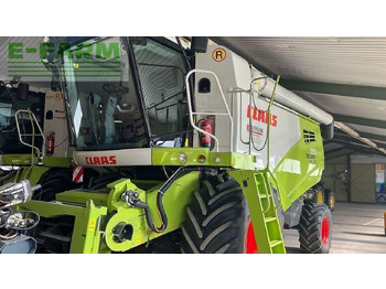 Cosechadora de granos CLAAS Tucano 560