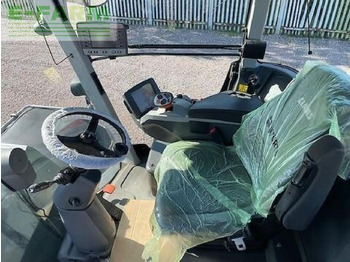 Tractor CLAAS Xerion 4000