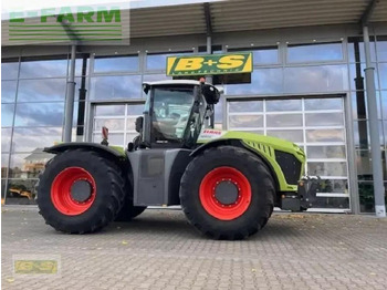Tractor CLAAS Xerion 4000