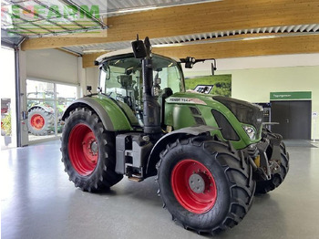 Tractor FENDT 724 Vario