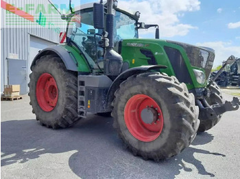 Tractor FENDT 826 Vario