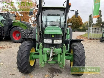 Tractor JOHN DEERE 5820