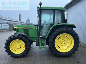 Tractor John Deere 6110: foto 2