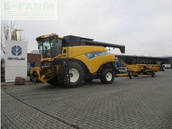 Cosechadora de granos NEW HOLLAND CR9000