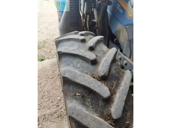 Tractor New Holland t5 120 ec EC: foto 2 Tractor New Holland t5 120 ec EC: foto 2