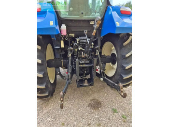 Tractor New Holland t5.95: foto 5